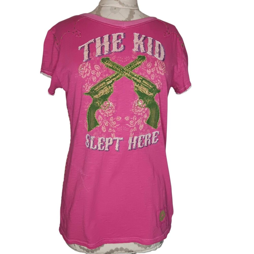 Double D Ranch The Kid Slept Here Pink & Green Embroidered Tshirt Women's Size M